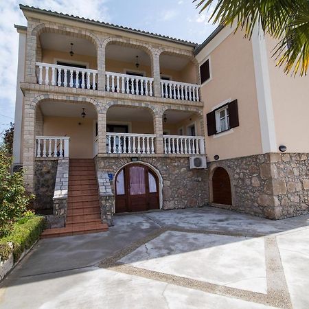 Apartment Samanic Malinska Exterior foto