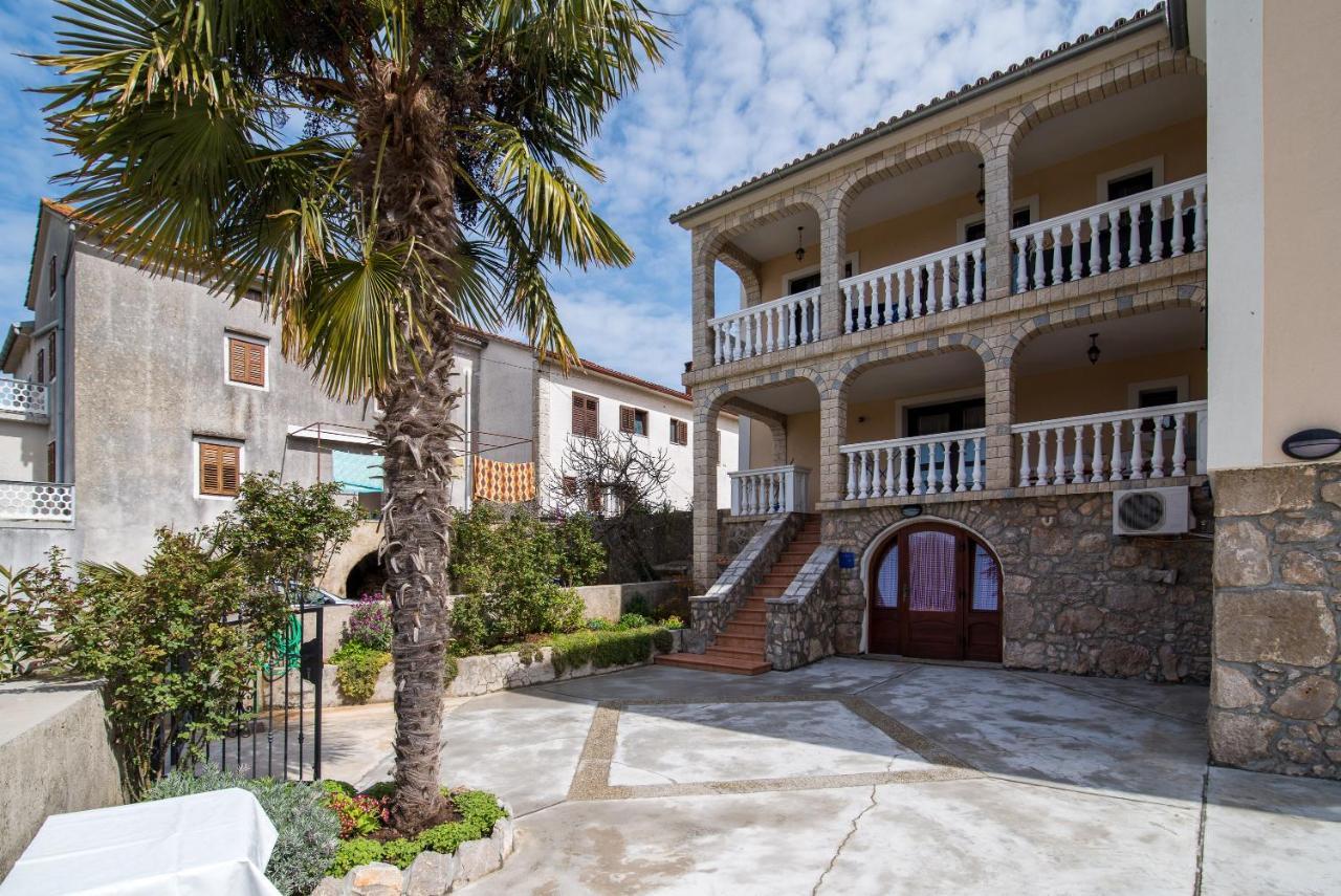 Apartment Samanic Malinska Exterior foto